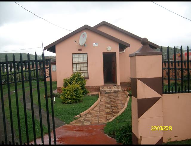 3 BEDROOM FREEHOLD SOLD IN MPOPHOMENI
